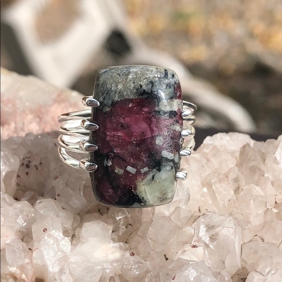 New Sterling Silver Square Russian Eudialyte Ring Size 8 Crystal Gem Reds Green - Picture 5 of 12